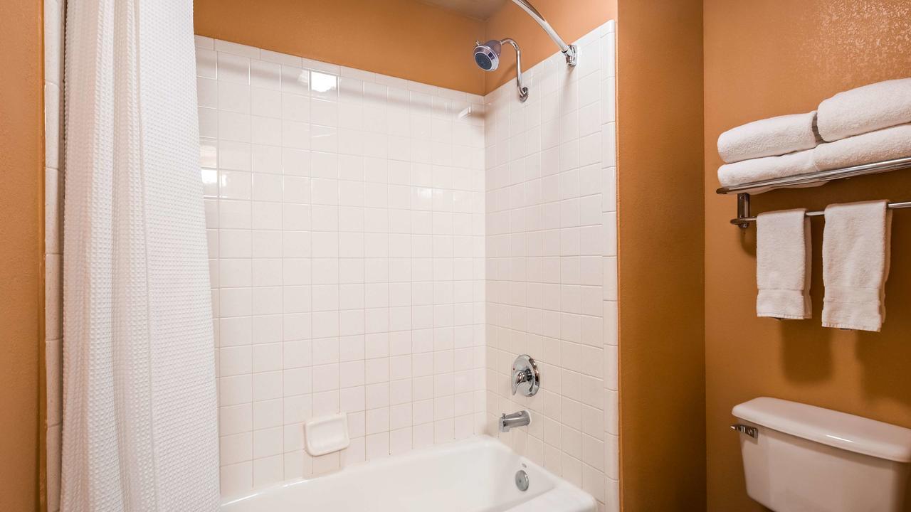 Best Western Orchard Inn Ukiah Extérieur photo